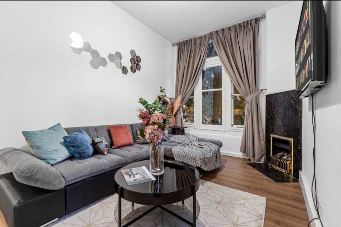 Majestic 2-Bedroom Flat In Knightsbridge-Hyde Park Kb70 Londra Esterno foto