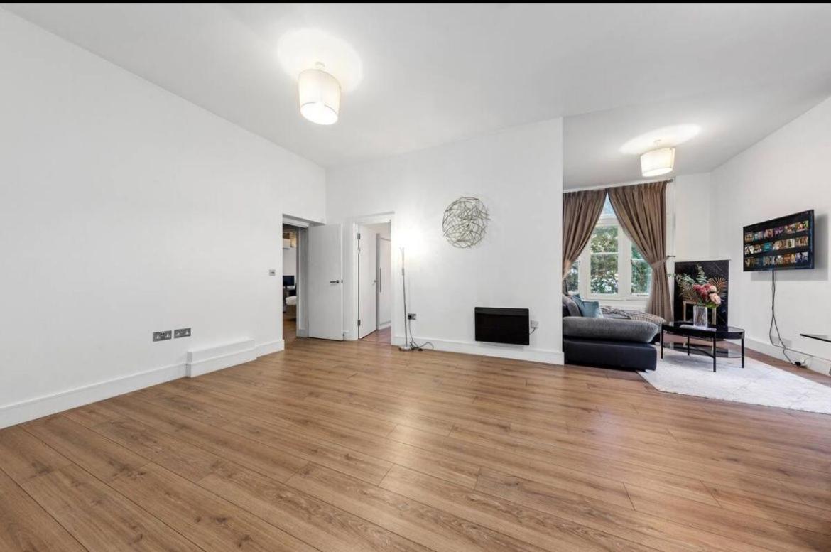 Majestic 2-Bedroom Flat In Knightsbridge-Hyde Park Kb70 Londra Esterno foto